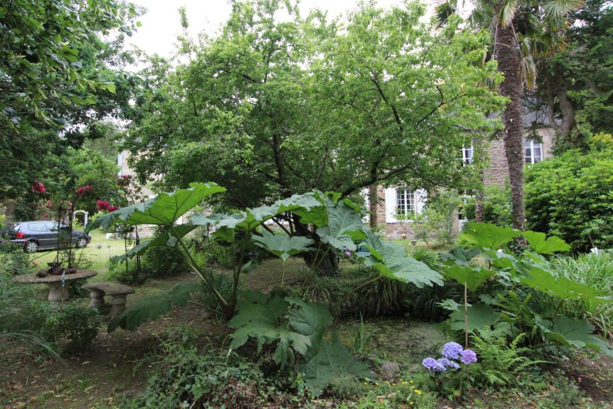 Le Presbytere, Cotentin, Val De Saire, Fermanville, Proximite Immediate Et Foret * Fermanville